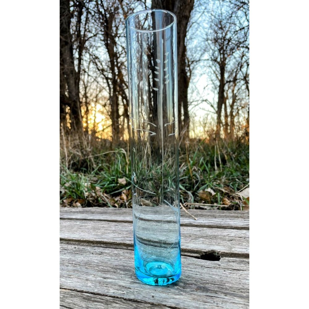 Vintage Turquoise Blue Clear Tint Etched Tall Bud Flower Vase 9.5" - Picture 13 of 14